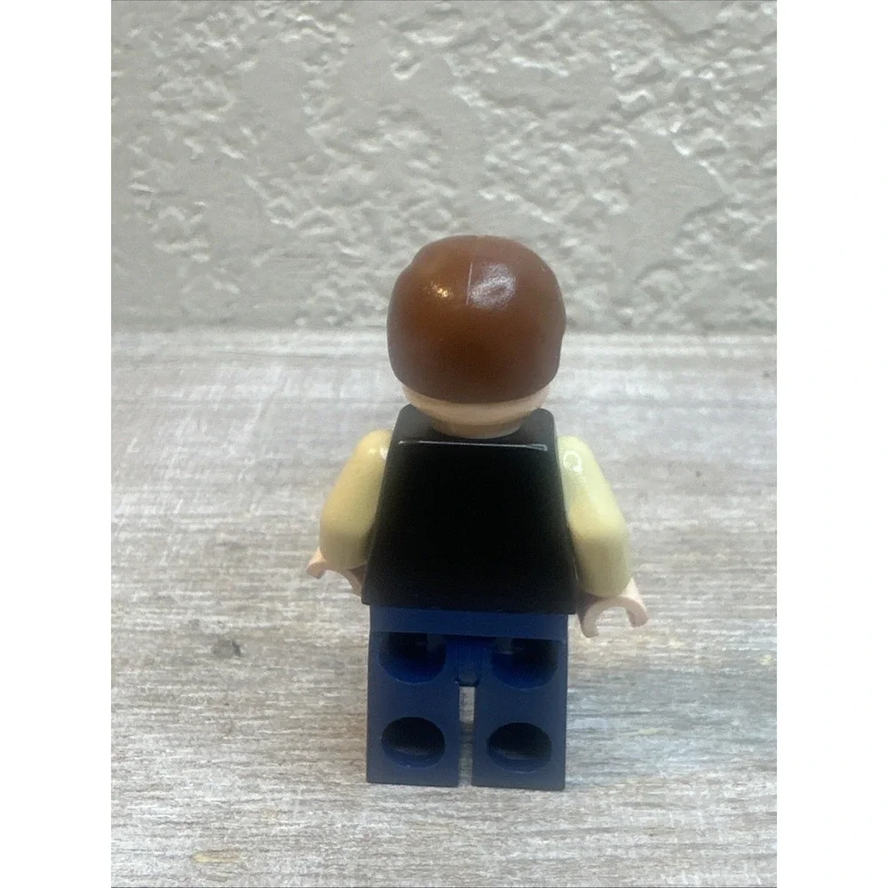 $8 🌙 Lego Han Solo Minifigure Black Vest Dark Blue Legs Star Wars 7965 sw0334